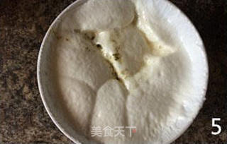 花生抹茶牛轧糖的做法步骤:5