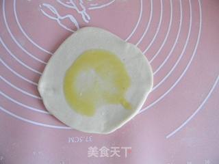 家庭版鸡蛋灌饼的做法步骤:3