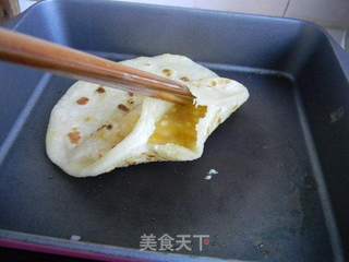 家庭版鸡蛋灌饼的做法步骤:8