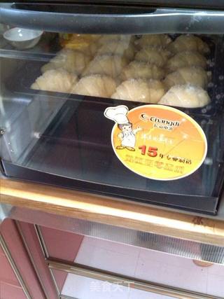 蜂蜜糯米小面包的做法步骤:14