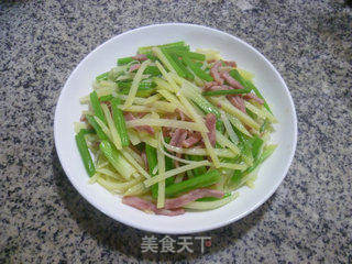 培根芹菜炒土豆的做法步骤:11