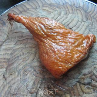 青椒腊鸡腿的做法步骤：1