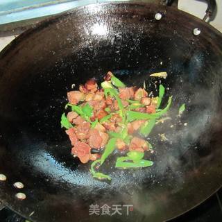 青椒腊鸡腿的做法步骤：9