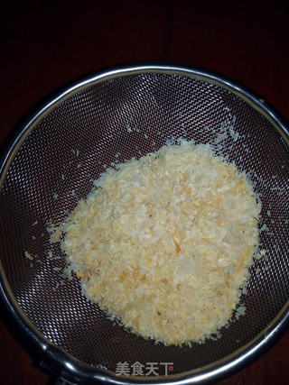 口感细腻、入口即化的银耳雪梨羹私家做法的做法步骤：3