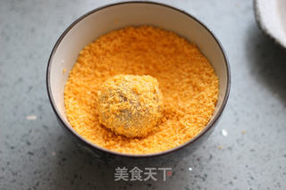 弹力十足之黄金芝心虾球的做法步骤:6