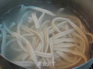 意酱炒宽面的做法步骤:2
