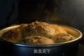 【番茄配方】杏仁面包——形似花朵,味道香浓的做法步骤:9