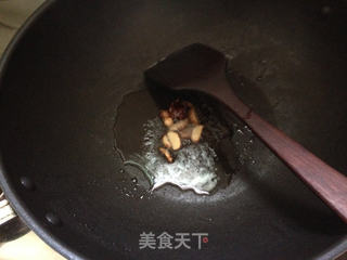 扁豆炒鸭心的做法步骤:4
