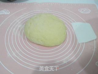 椰蓉奶黄馅花脸熊面包的做法步骤:6