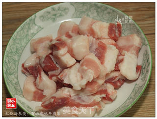 红烧海参煲:有滋有味年夜菜的做法步骤:3