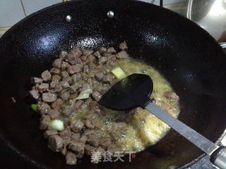 牛肉米粉(河粉)的做法步骤:3