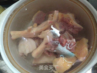 药膳鸭汤的做法步骤:4