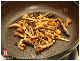 红烧海参煲:有滋有味年夜菜的做法步骤:12