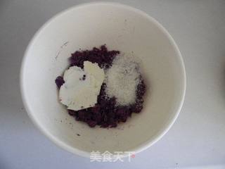 沙拉椰蓉紫薯糕的做法步骤:2