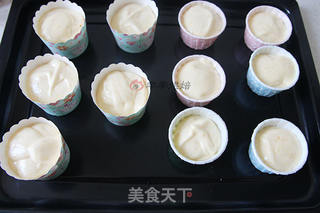 小羊纸杯蛋糕的做法步骤:11