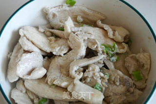 丝瓜炒鸡肉的做法步骤:6