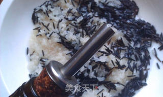 菰米瑶柱虾干粥的做法步骤:3