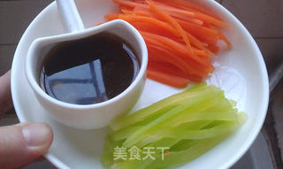 菰米腊鸭腿煲仔饭的做法步骤:7