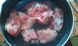 菰米瑶柱虾干粥的做法步骤:2
