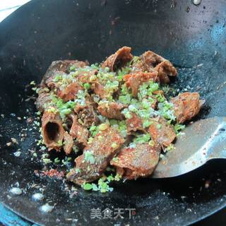 凉拌香辣蒜香鱼的做法步骤:14