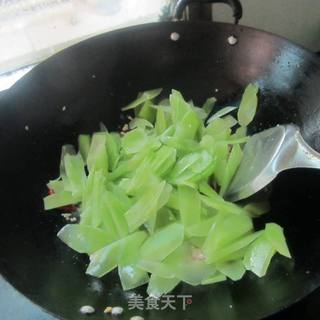 干辣椒肉末莴笋片的做法步骤：6