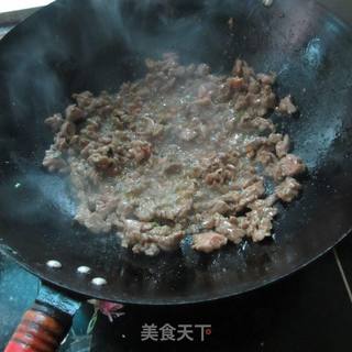 西芹羊肉丝的做法步骤：8