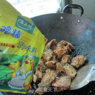 凉拌香辣蒜香鱼的做法步骤:12