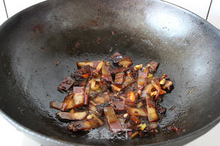 冬笋炒腊肉的做法步骤:7