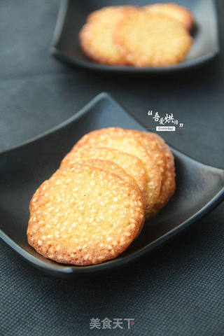 香脆芝麻薄饼—— 喜欢有卡茨的响声的做法步骤:10