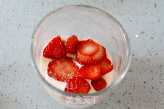 【随心草莓芝士杯】:不可辜负的草莓季的做法步骤:7