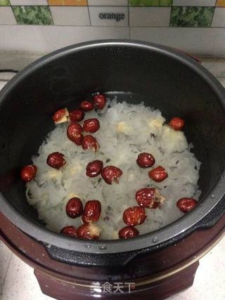 红豆红枣银耳汤的做法步骤:4
