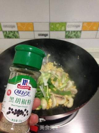 青蒜鸡蛋炒口蘑的做法步骤:9