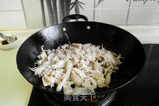 韭香比管鱼的做法步骤:5