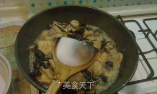 素什锦煲的做法步骤:4