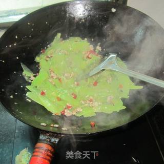 干辣椒肉末莴笋片的做法步骤：10