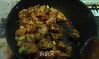 大盘鸡的做法步骤:7