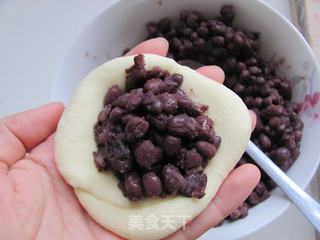 红豆柔软餐包的做法步骤:8