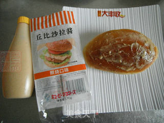 照烧沙拉肉松面包的做法步骤:12