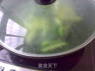 香芹大蒜焗肉排的做法步骤:5