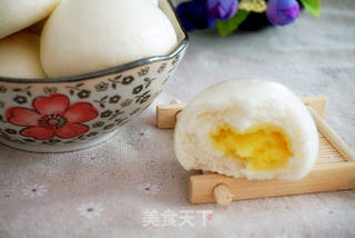 自制美味绵香奶黄包的做法步骤:13