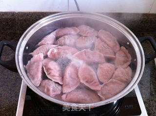紫薯面三鲜饺子的做法步骤:8