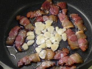 腊肉炒西芹 ♥腊肉!不只是年菜1的做法步骤:5