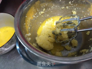 自制美味绵香奶黄包的做法步骤：1