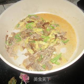 木耳鸡蛋肉丝的做法步骤：10