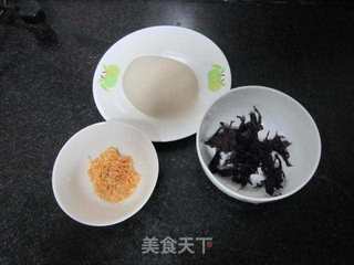 猪肉芹菜馅馄饨的做法步骤:3