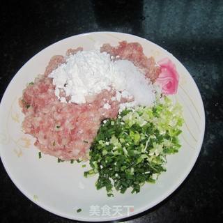 小肚肉卷的做法步骤：2
