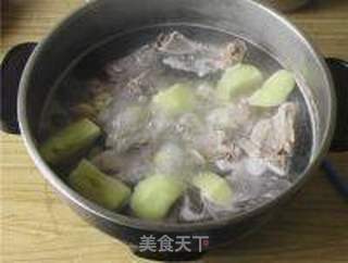 南北杏苹果金鳟鱼汤的做法步骤:5