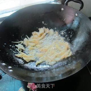 麻辣风干鱼丝的做法步骤：5