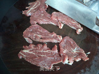 炸牛肉杏仁的做法步骤:2