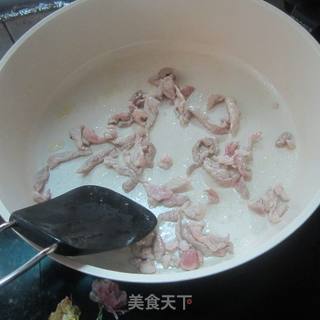 木耳鸡蛋肉丝的做法步骤：4